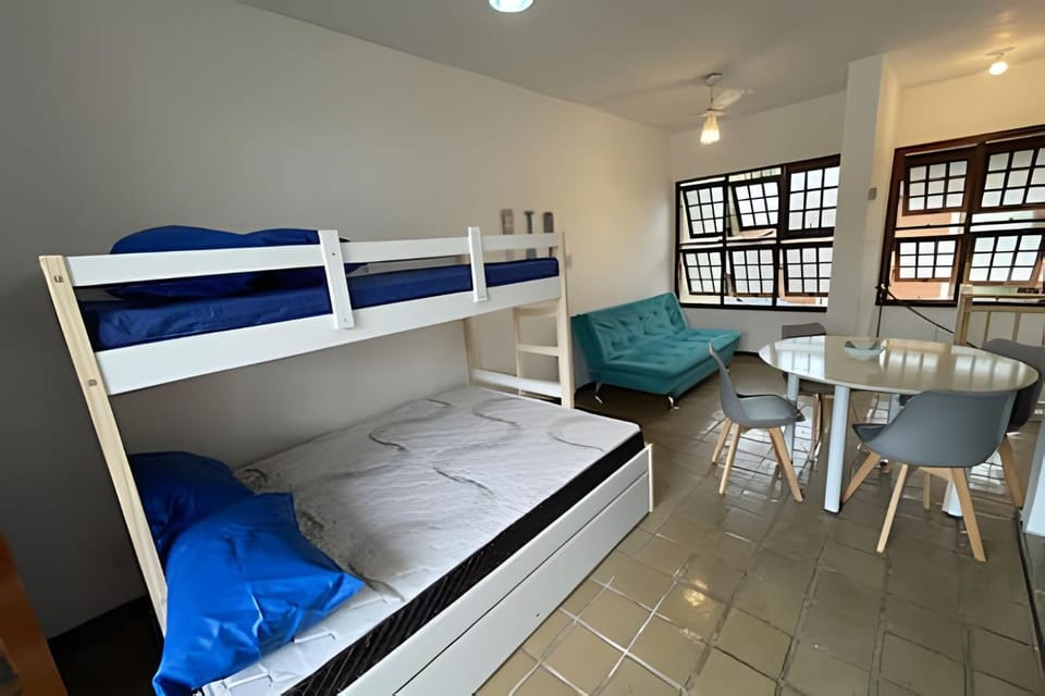 Bed, Living room, Photo of the whole room, Seating area, Dining area, Bedroom