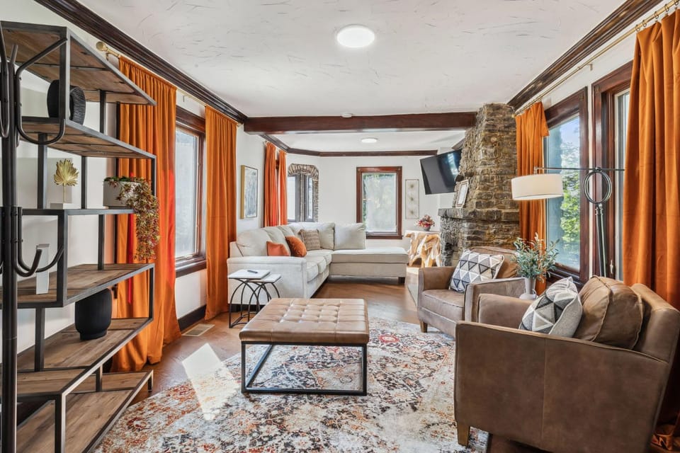 Enchanted Castle - Your Royal Getaway Awaits House in Cleveland Heights