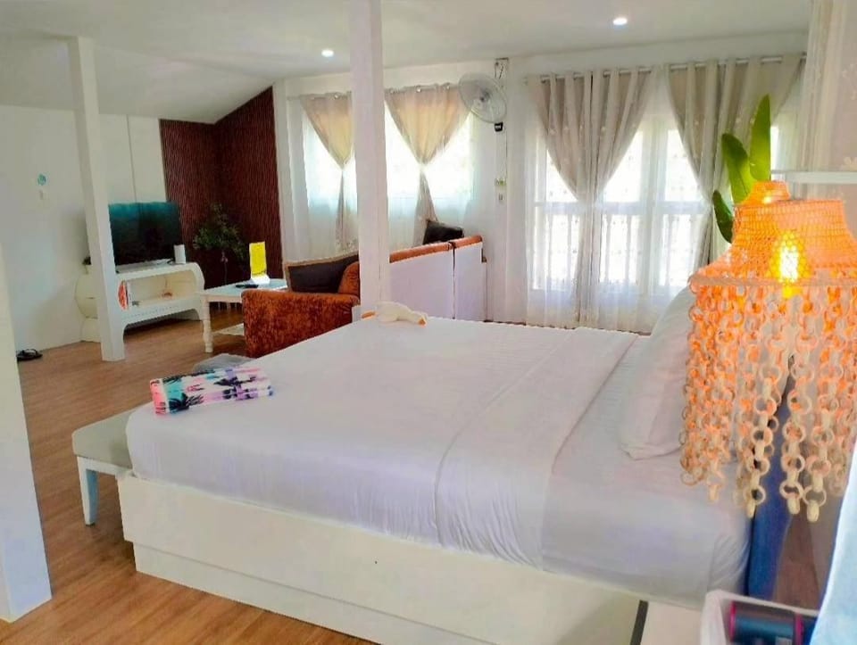 Tropical Oasis Aoyon Beach House House in Wichit