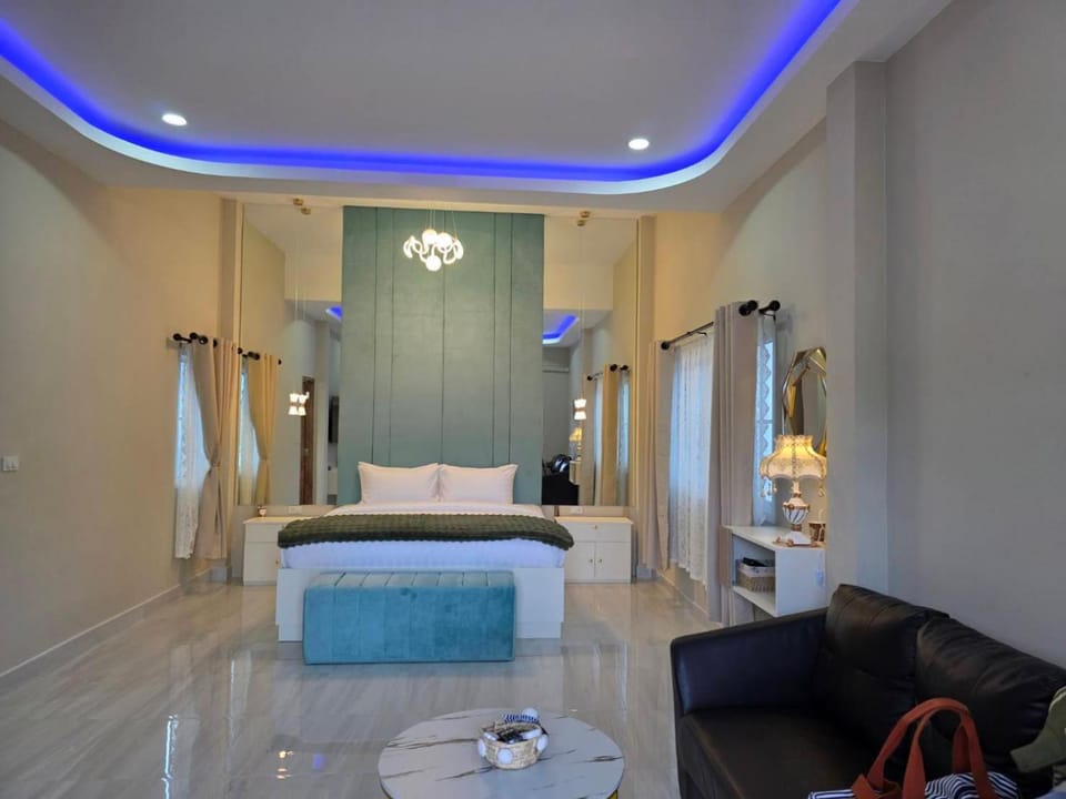 Tropical Oasis Aoyon Beach House House in Wichit