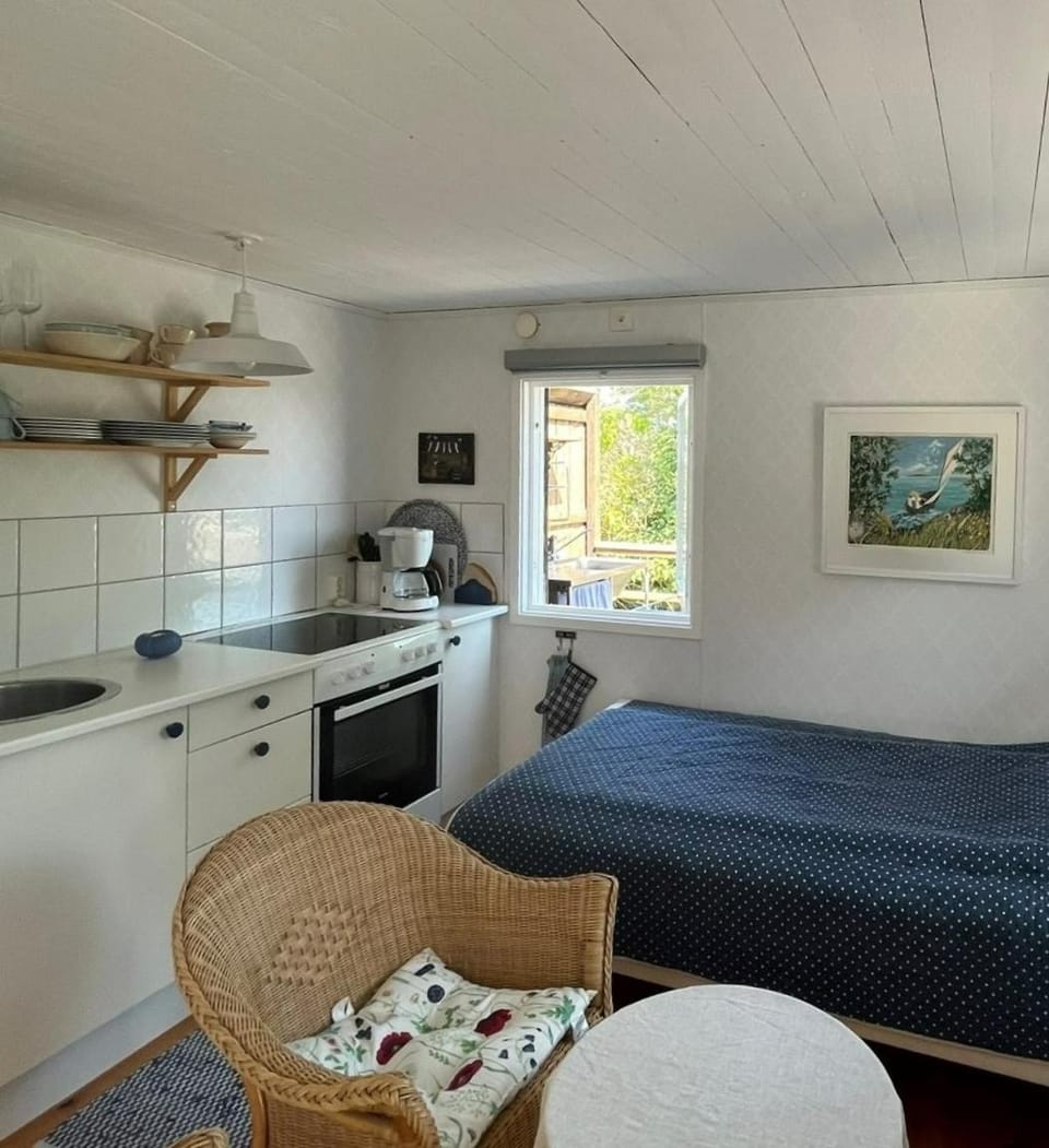 TV and multimedia, stove