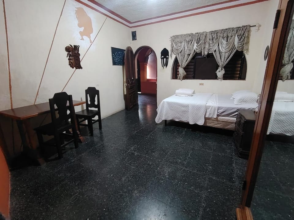 View (from property/room), Photo of the whole room