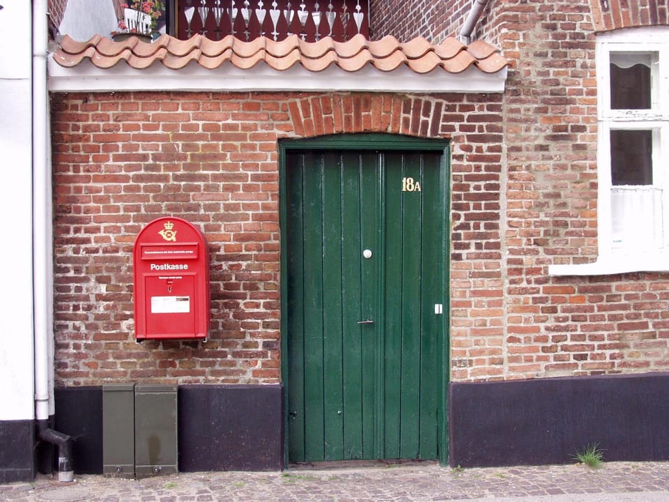 Property building, Facade/entrance