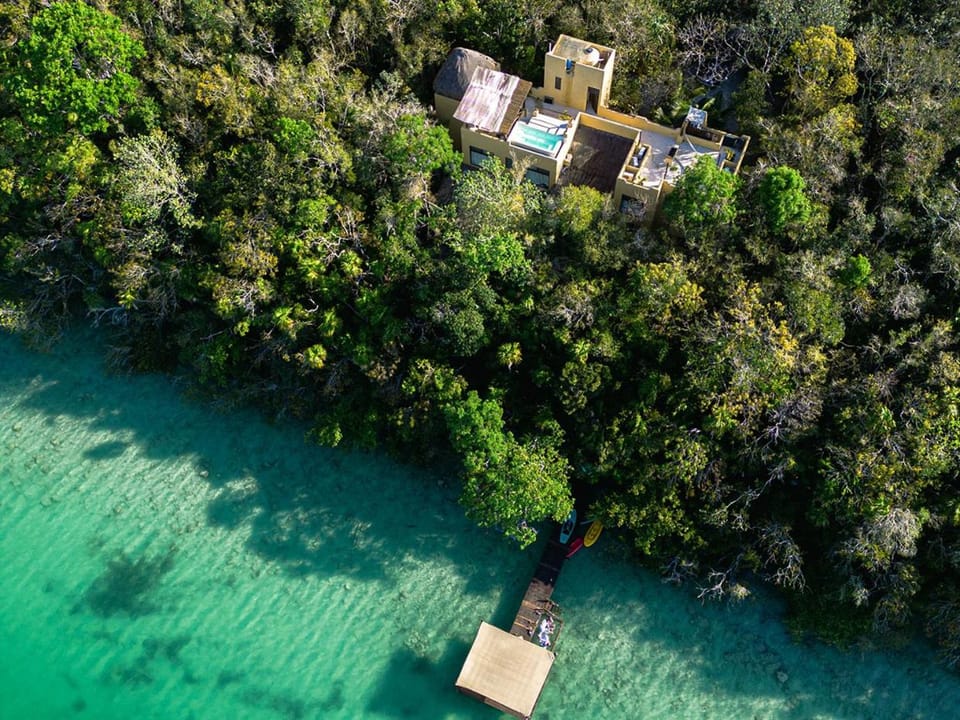 Property building, Day, Natural landscape, Bird's eye view, Lake view