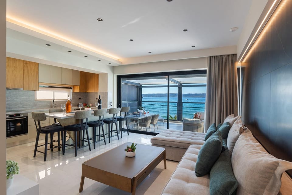 Dining area, Sea view