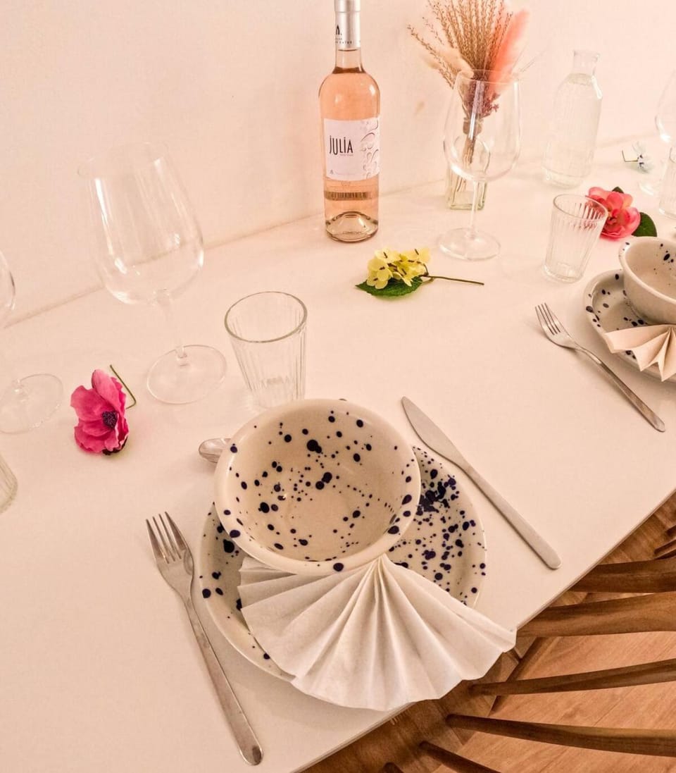 NEW! Wifi, Disney Plus L'Escale des Remparts Apartment in Avignon