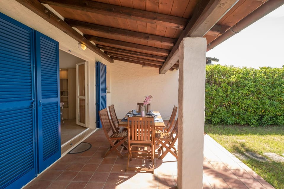 Patio, Garden view