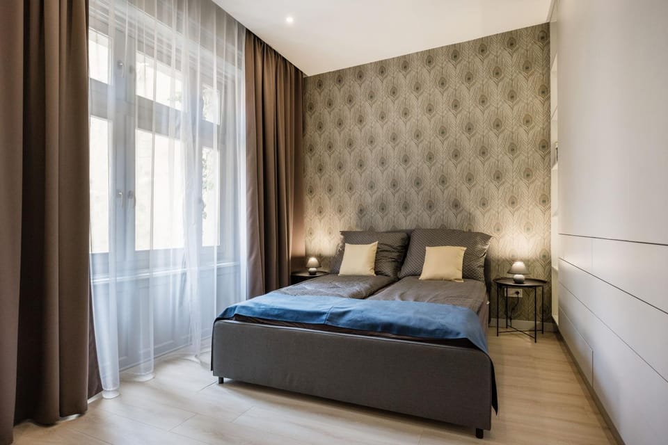 Bed, Bedroom, wardrobe