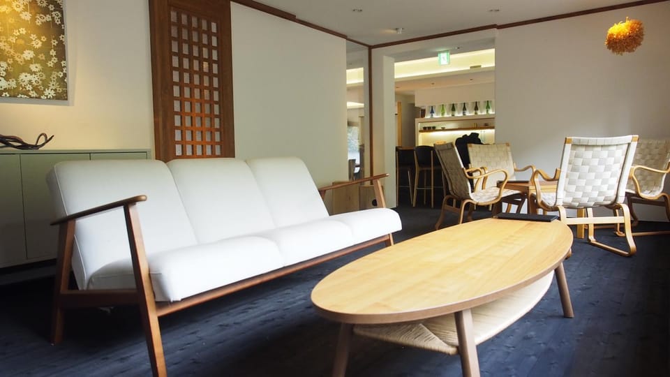 Communal lounge/ TV room, Living room