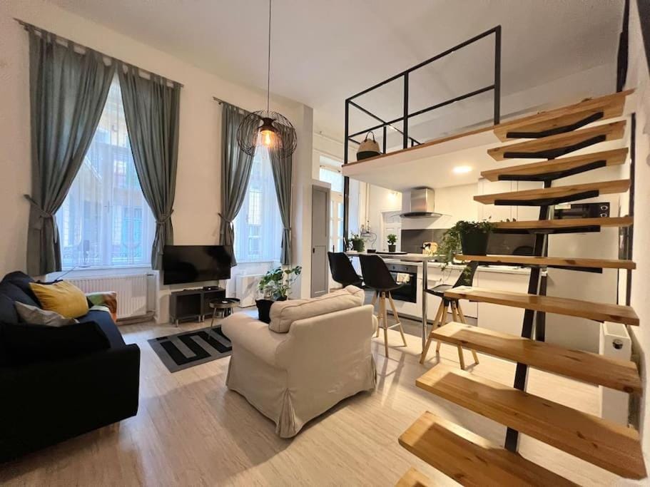 Best Location up to 6 guests Apartment in Budapest