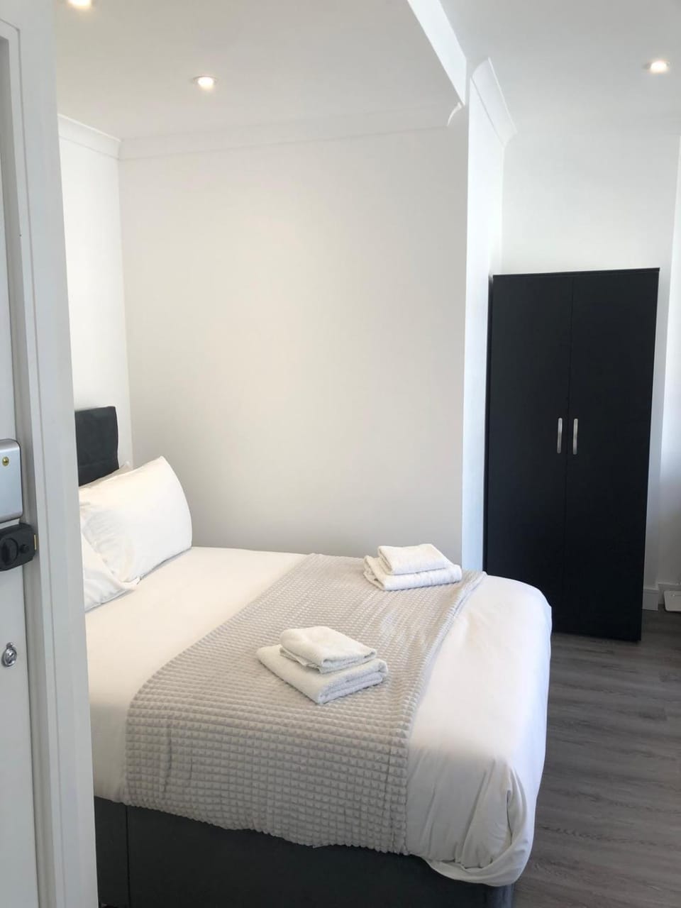 Bed, Bedroom, towels, wardrobe