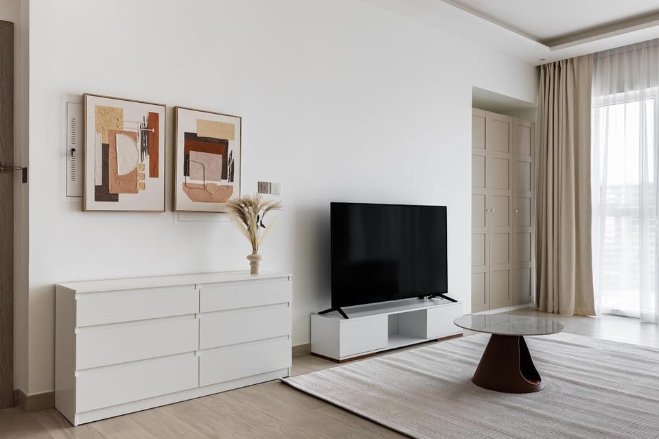 Spacious Studio MeDoRe Tower Apartment in Dubai