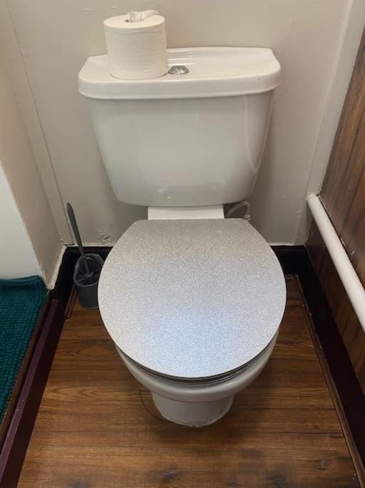 One Bedroom Apartment in Gorgie with new central heating system Apartment in Edinburgh