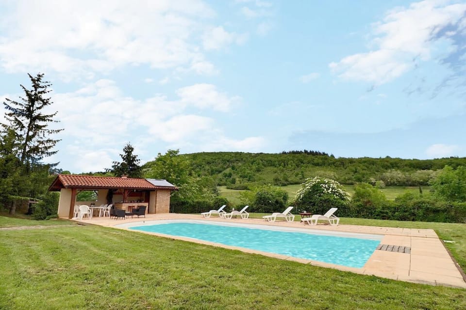 Saint-Fortunat - Authentic Home with Pool - Saint-Didier-au-Mont-d'Or House in Auvergne-Rhône-Alpes