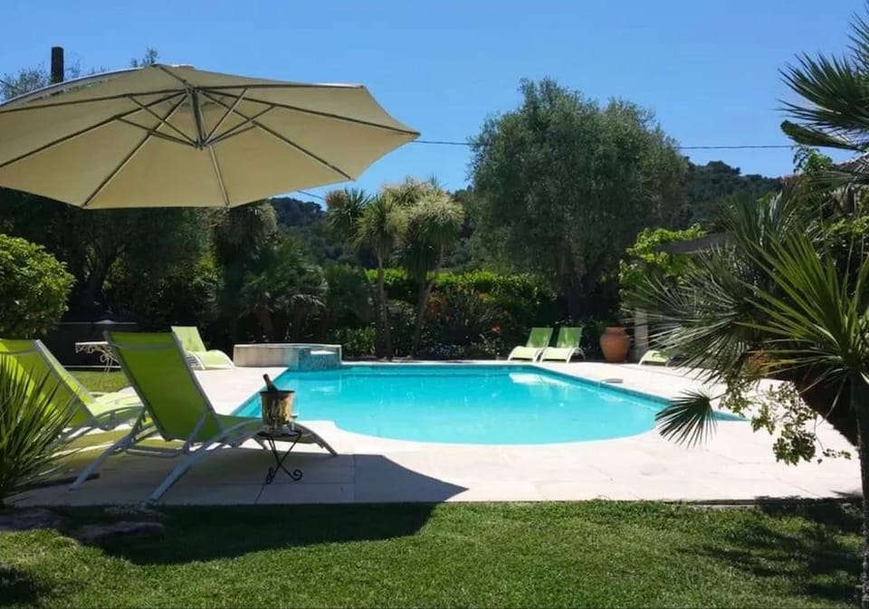 Garden, Balcony/Terrace, Garden view, Pool view, Swimming pool, sunbed