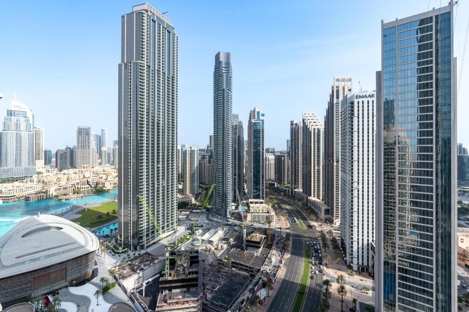 Day, Natural landscape, Bird's eye view, City view, Street view, Location