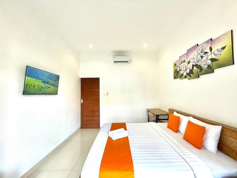 Bed, TV and multimedia, Bedroom, air conditioner