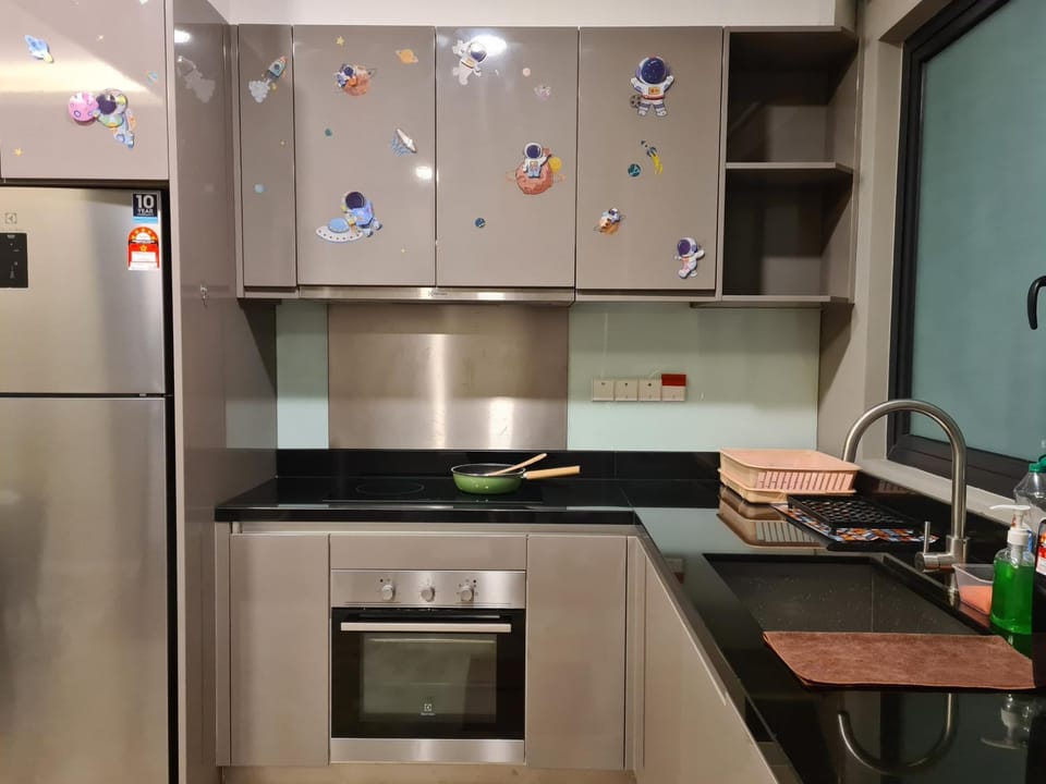 Kitchen or kitchenette, stove