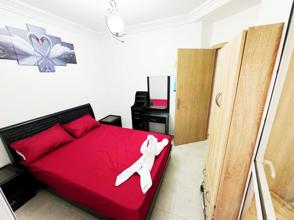 Decorative detail, Bedroom, Sea view, towels, trouser press, wedding