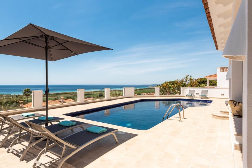 Off site, View (from property/room), Balcony/Terrace, Other, Pool view, sunbed