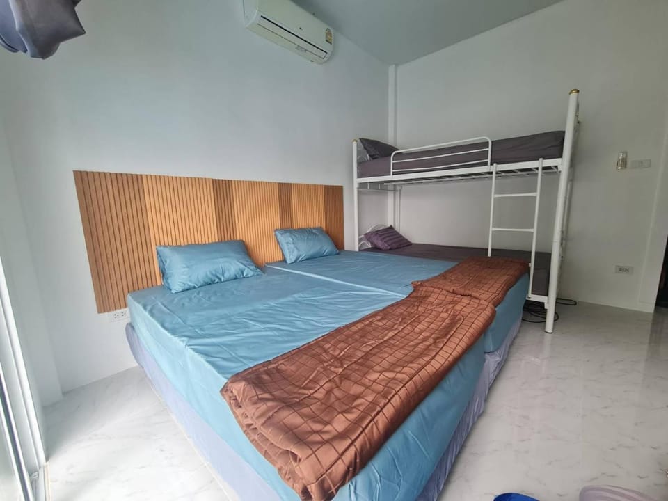 Huahin Friends Pool Villa 1 House in Hua Hin District