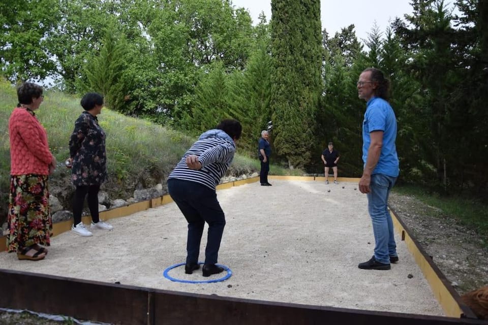 Moulin des Gypses Gîte Les Pampres, Ventoux Apartment in Mormoiron