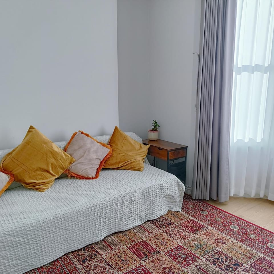 New refurbished one bed flat in the West London Apartment in London