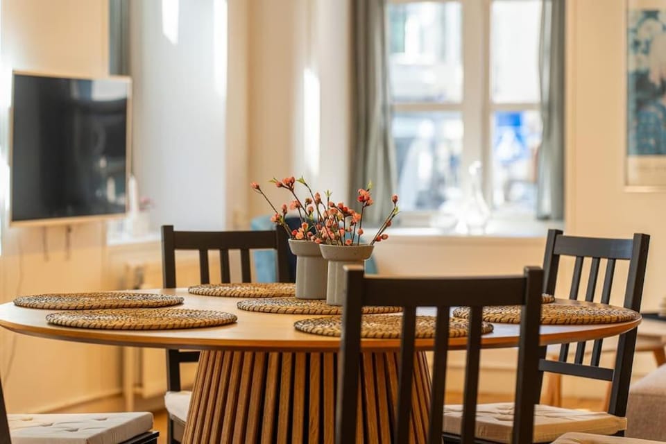 120m2 near Culture Icons - Historic Fredericiagade Apartment in Copenhagen
