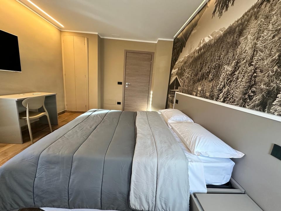 Aosta Center Holidays Apartments Ski & Bike Box Apartment in Aosta