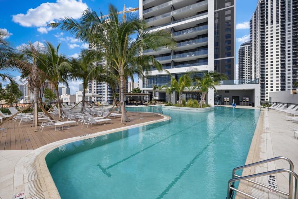 Swimming pool, Swimming pool
