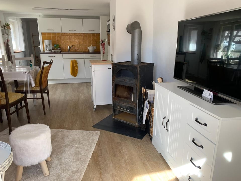 Kitchen or kitchenette, Living room, Dining area