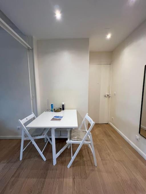 Charmant Appartement Alésia Apartment in Paris