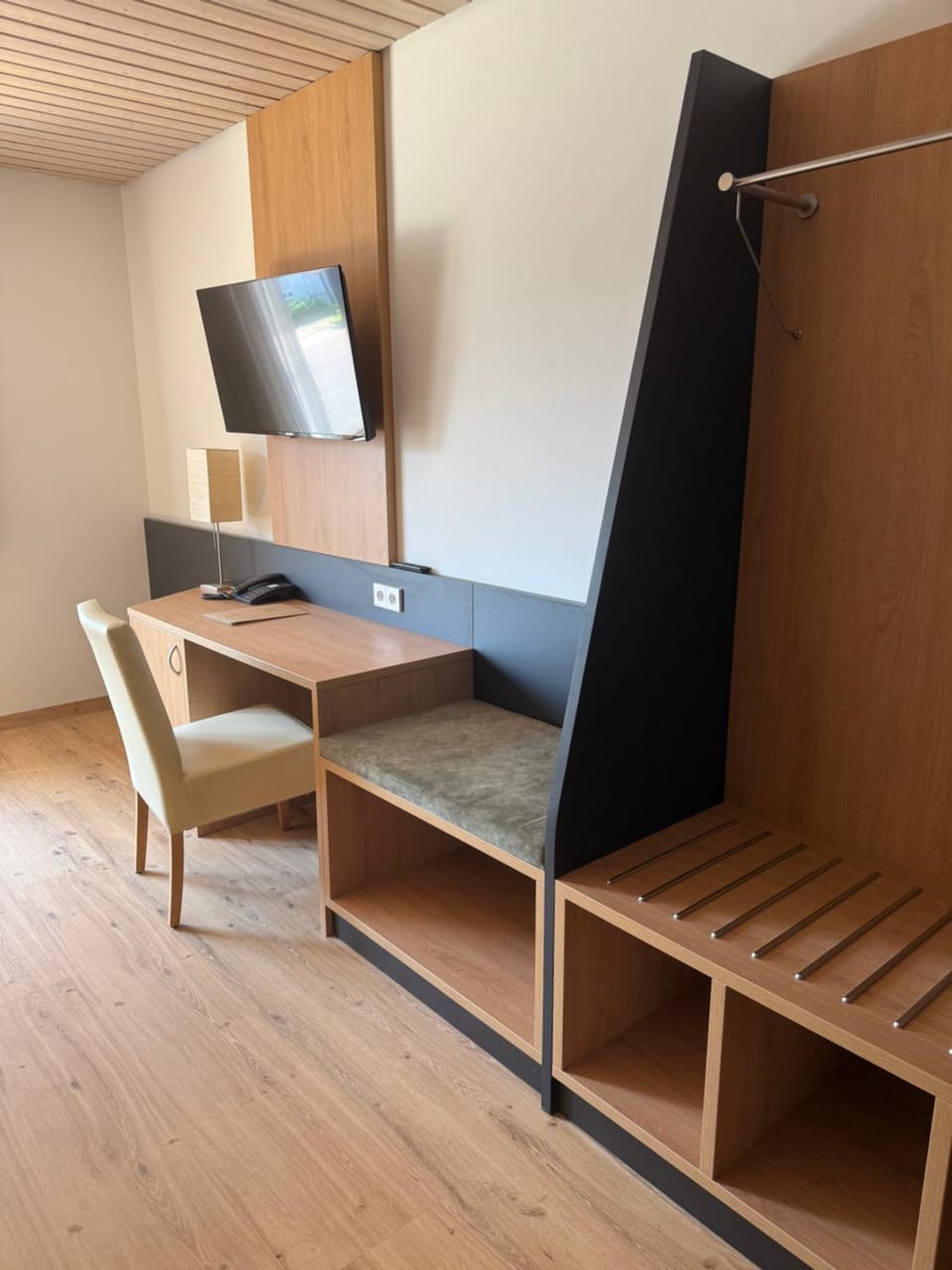 Photo of the whole room