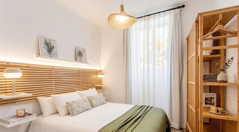 Modern 1 Bedroom Apt in Historic Center • Ground F Apartment in Valencia