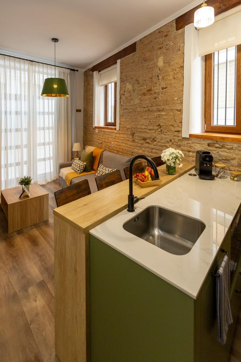 Kitchen or kitchenette, Living room, Seating area, stove
