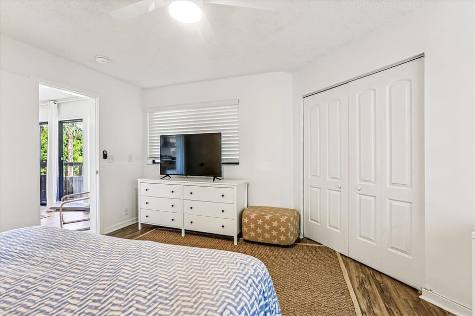 Hibiscus H201 House in Butler Beach