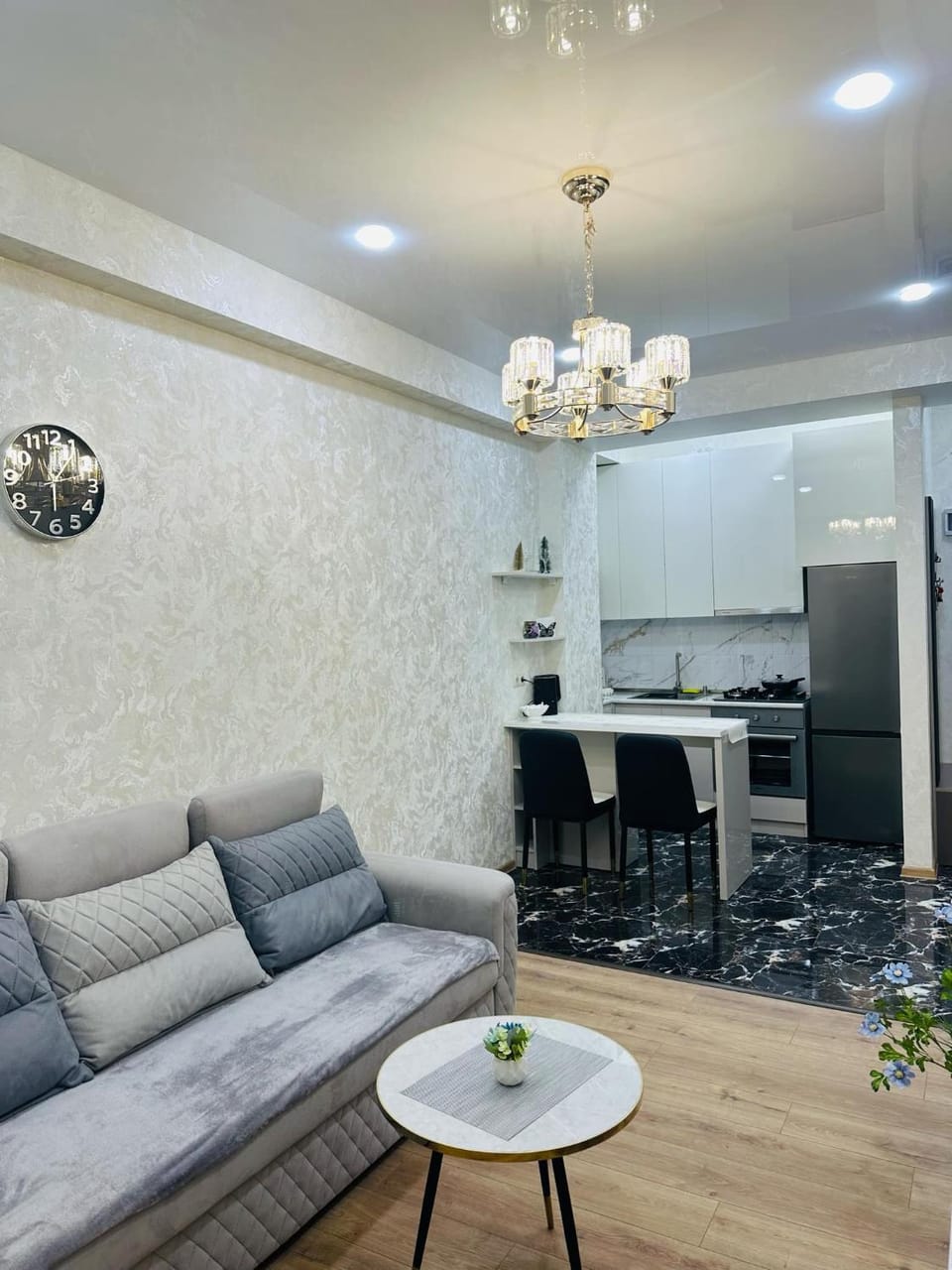 Kitchen or kitchenette, Seating area, Dining area, minibar