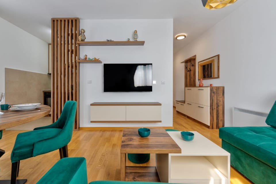 TV and multimedia, Living room