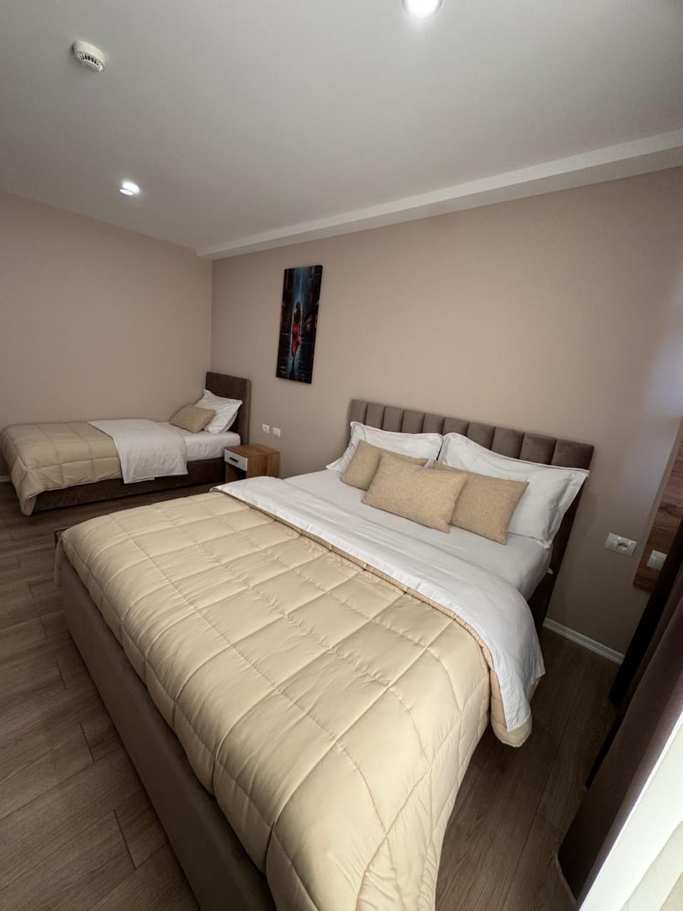 Bed, Photo of the whole room, Bedroom, cot, towels