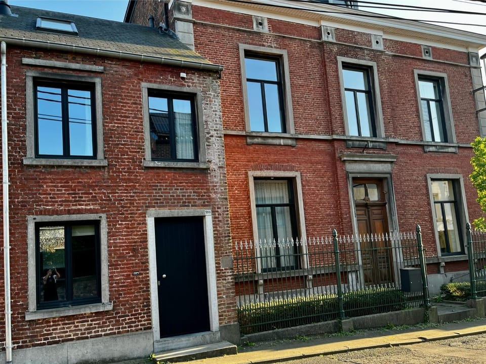 Property building, Street view