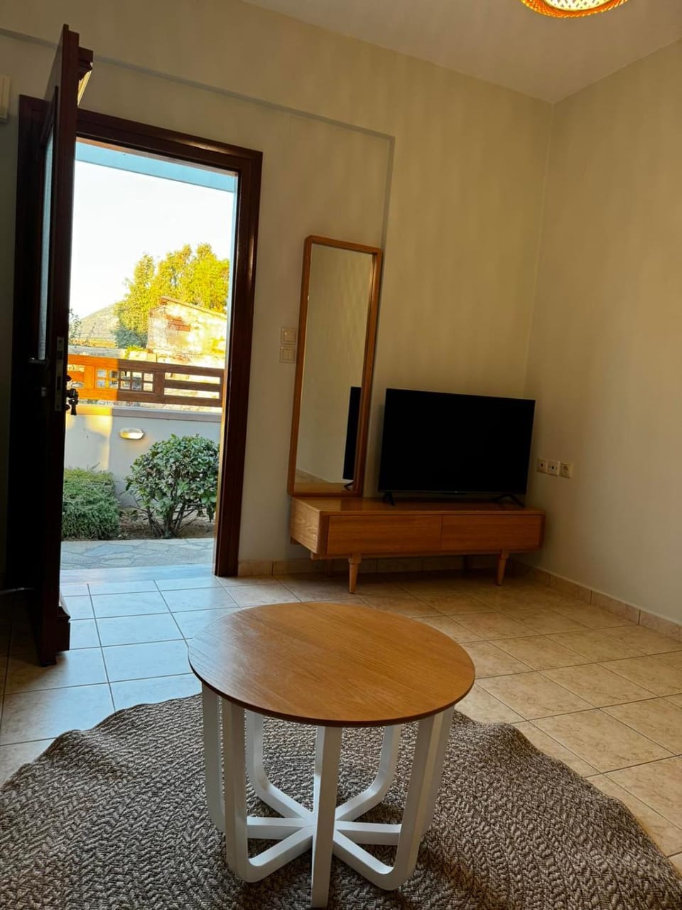 TV and multimedia, Seating area