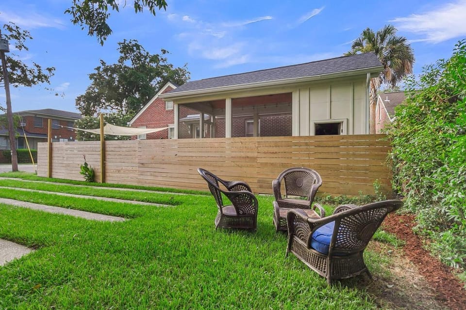Charming Downtown Charleston, Near Hampton Park House in Stono River