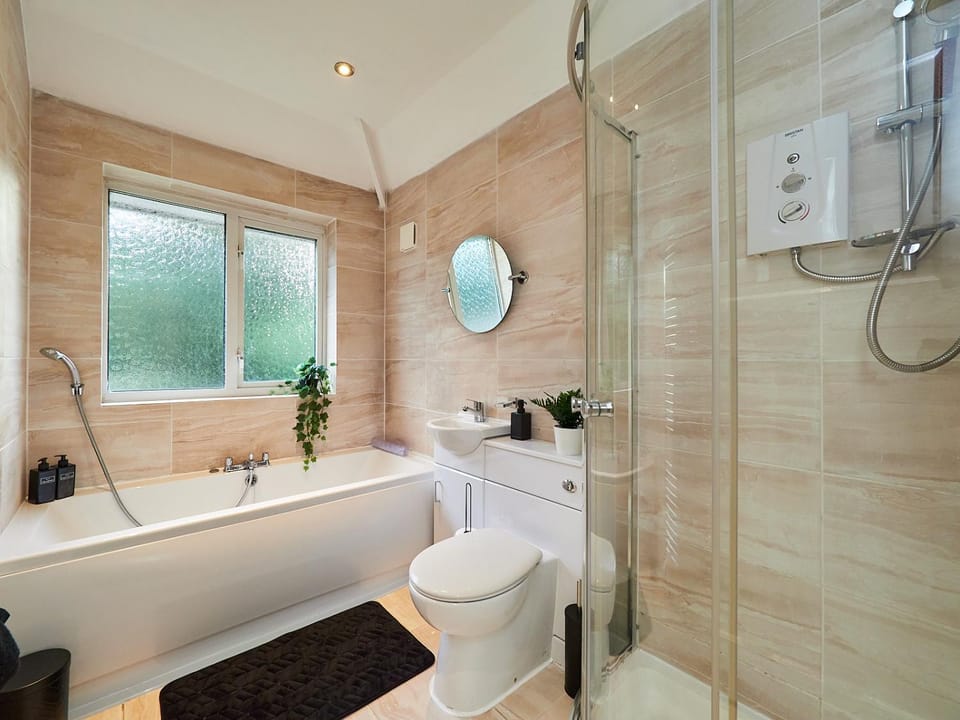 Bathroom, Bath