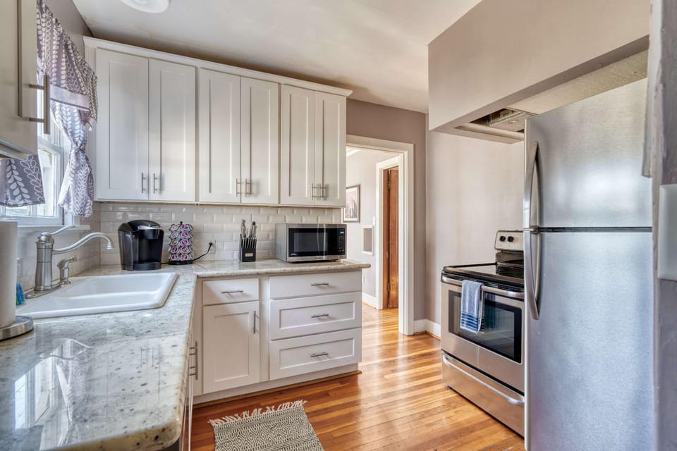 Stay Portland - Charming Portland Home in Hollywood District House in Portland