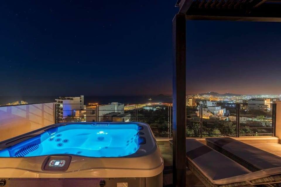 Best view rooftop with heated jacuzzi Apartment in Baja California Sur