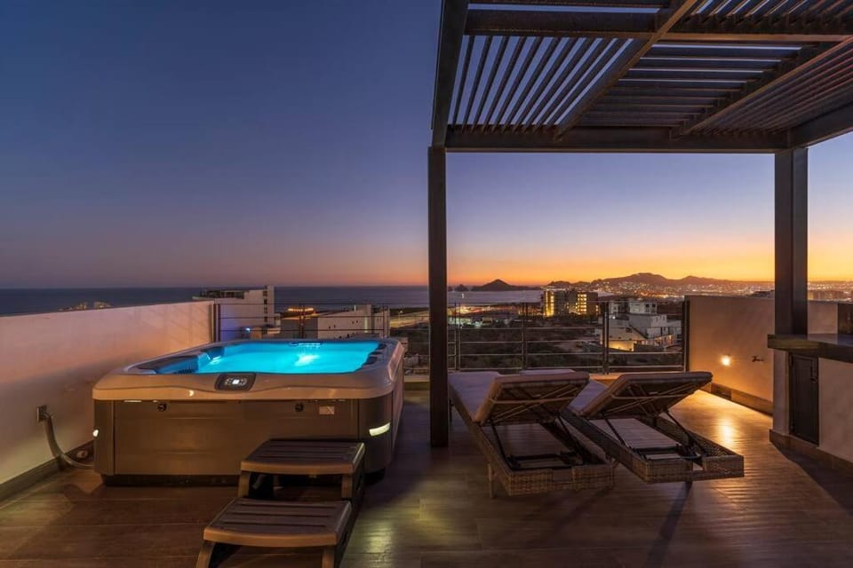 Best view rooftop with heated jacuzzi Apartment in Baja California Sur