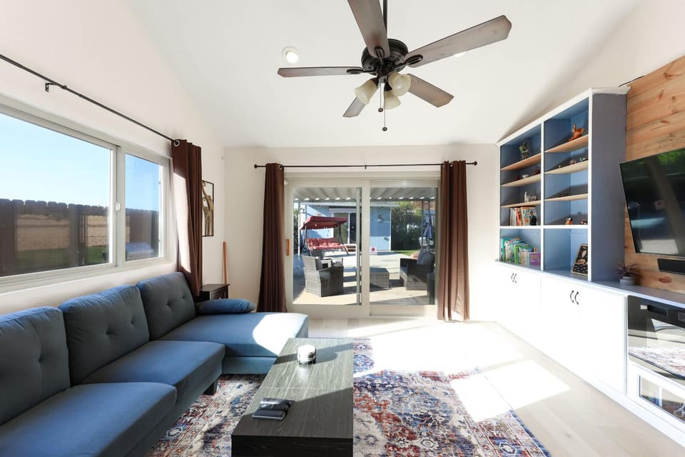 Pristine Poway Retreat House in Poway