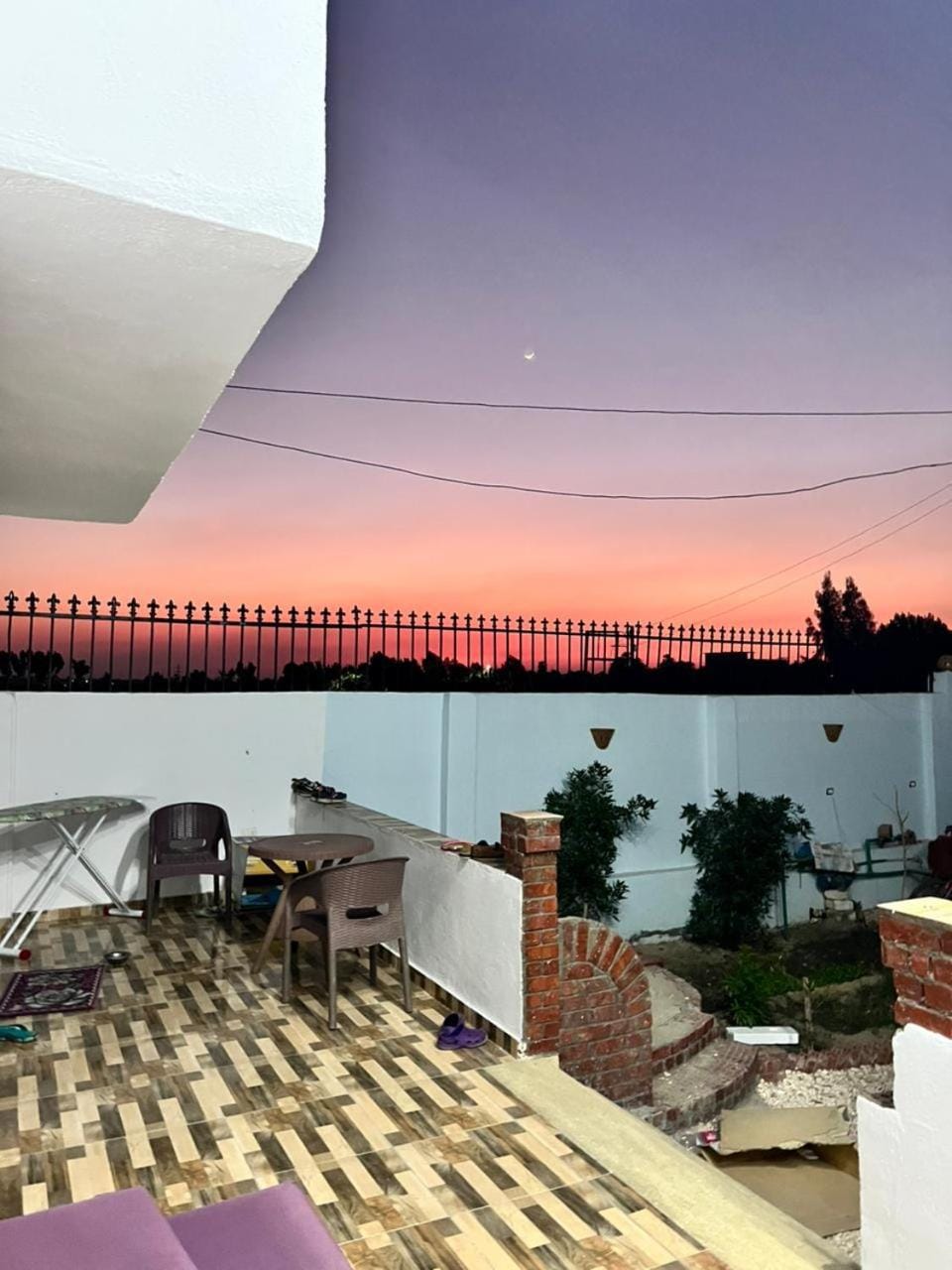 Natural landscape, Balcony/Terrace, Seating area, Dining area, Sunrise, Sunset