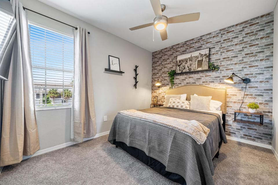 Spacious 3BR2BA w Pool Gym Near Airport #4 Apartment in Westchase