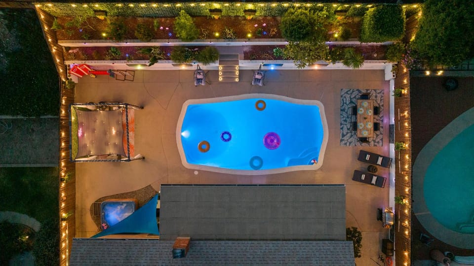 The Hidden Treasure Estate House in La Mesa